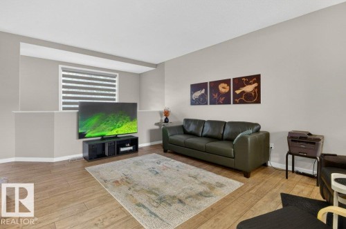 4237 Prowse Way, Edmonton, AB - Indoor Photo Showing Living Room