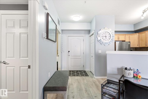 #103 45 Inglewood Dr, St. Albert, AB - Indoor Photo Showing Other Room
