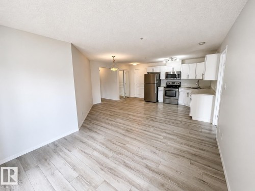 #244 301 Clareview Station Dr Nw, Edmonton, AB - Indoor