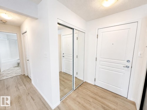 #244 301 Clareview Station Dr Nw, Edmonton, AB - Indoor Photo Showing Other Room