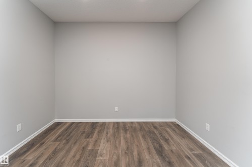 8811 223 Street Nw, Edmonton, AB - Indoor Photo Showing Other Room