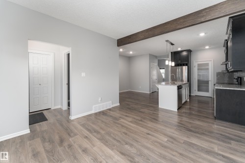 8811 223 Street Nw, Edmonton, AB - Indoor Photo Showing Kitchen