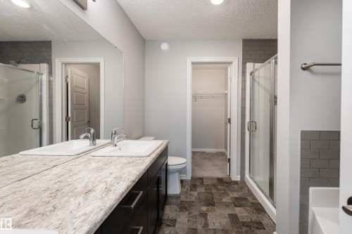 8811 223 Street Nw, Edmonton, AB - Indoor Photo Showing Bathroom