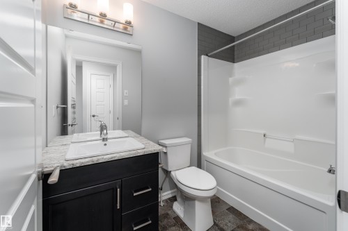 8811 223 Street Nw, Edmonton, AB - Indoor Photo Showing Bathroom