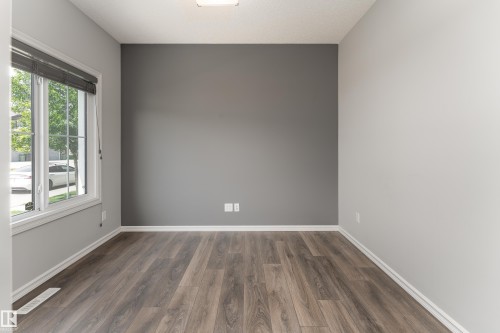 8811 223 Street Nw, Edmonton, AB - Indoor Photo Showing Other Room