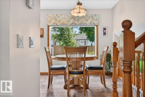 10 Westmews, Fort Saskatchewan, AB - Indoor Photo Showing Dining Room