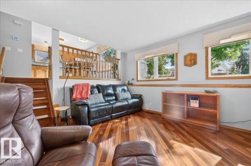 10 Westmews, Fort Saskatchewan, AB - Indoor Photo Showing Living Room