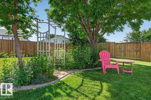 10 Westmews, Fort Saskatchewan, AB - Outdoor