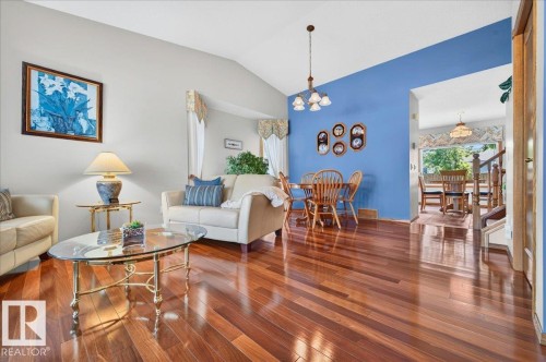 10 Westmews, Fort Saskatchewan, AB - Indoor Photo Showing Living Room