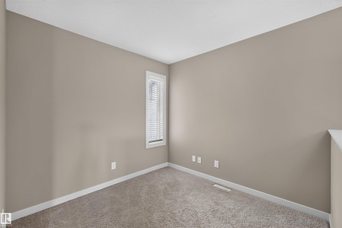 1107 162 Street Sw, Edmonton, AB - Indoor Photo Showing Other Room