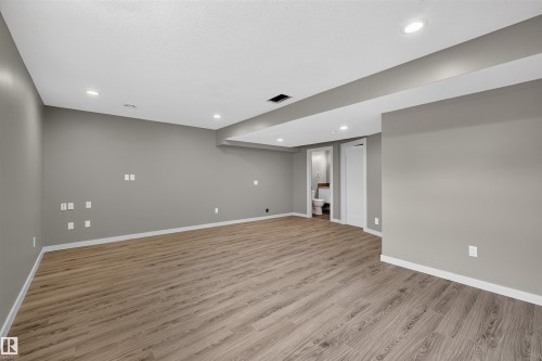 1107 162 Street Sw, Edmonton, AB - Indoor Photo Showing Other Room