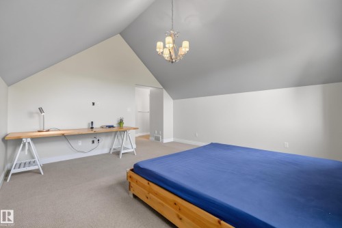 6311 Mann Place Nw, Edmonton, AB - Indoor