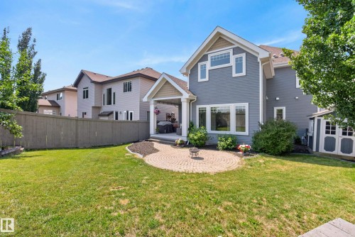 6311 Mann Place Nw, Edmonton, AB - Outdoor