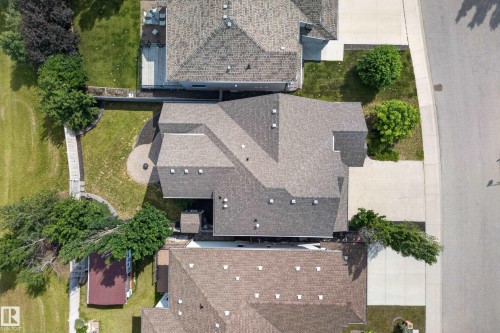 6311 Mann Place Nw, Edmonton, AB - Outdoor