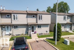 1705 LAKEWOOD Road NW  Edmonton, AB T6K 3B9