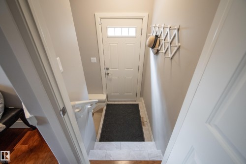 9844 75 Avenue Nw, Edmonton, AB - Indoor Photo Showing Other Room