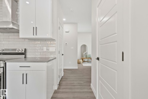 579 Kleins Crescent, Leduc, AB - Indoor Photo Showing Other Room
