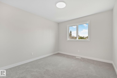 579 Kleins Crescent, Leduc, AB - Indoor Photo Showing Other Room