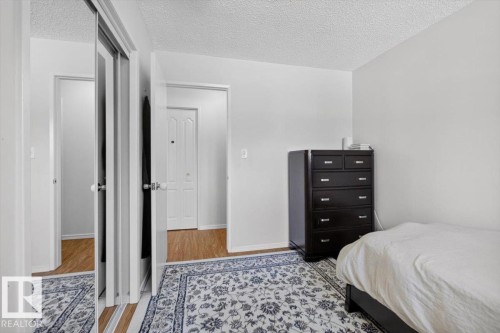 14735 123 Street Nw, Edmonton, AB - Indoor Photo Showing Bedroom