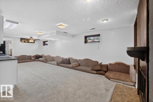 14735 123 Street Nw, Edmonton, AB - Indoor