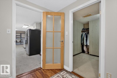 14735 123 Street Nw, Edmonton, AB - Indoor Photo Showing Other Room