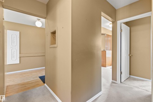 12316 135 Avenue Nw, Edmonton, AB - Indoor Photo Showing Other Room