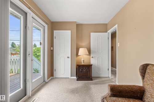12316 135 Avenue Nw, Edmonton, AB - Indoor Photo Showing Other Room