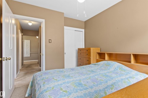 12316 135 Avenue Nw, Edmonton, AB - Indoor Photo Showing Bedroom