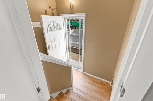 12316 135 Avenue Nw, Edmonton, AB - Indoor Photo Showing Other Room