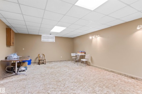 12316 135 Avenue Nw, Edmonton, AB - Indoor Photo Showing Other Room