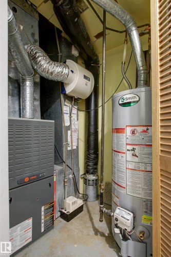 12316 135 Avenue Nw, Edmonton, AB - Indoor Photo Showing Basement