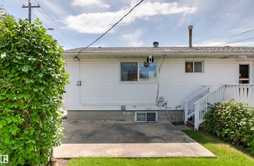 12316 135 Avenue Nw, Edmonton, AB - Outdoor
