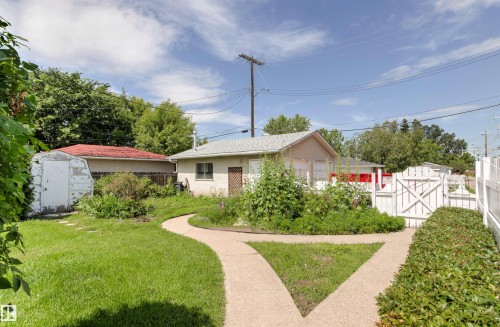 12316 135 Avenue Nw, Edmonton, AB - Outdoor