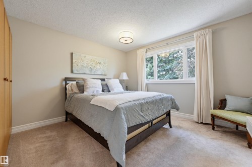 8724 187 Street Nw, Edmonton, AB - Indoor Photo Showing Bedroom