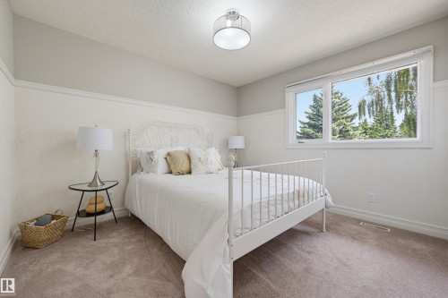 8724 187 Street Nw, Edmonton, AB - Indoor Photo Showing Bedroom