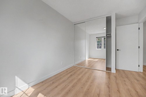 17084 67 Avenue Nw, Edmonton, AB - Indoor Photo Showing Other Room