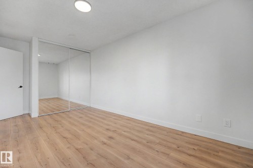 17084 67 Avenue Nw, Edmonton, AB - Indoor Photo Showing Other Room