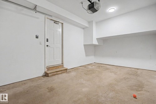 17084 67 Avenue Nw, Edmonton, AB - Indoor