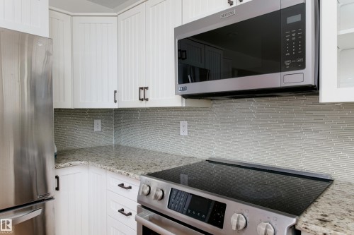 5407 60 Ave, Barrhead, AB - Indoor Photo Showing Kitchen With Upgraded Kitchen