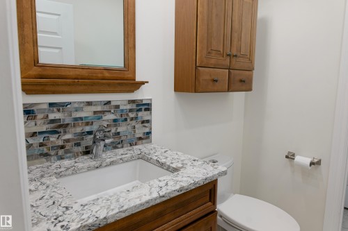 5407 60 Ave, Barrhead, AB - Indoor Photo Showing Bathroom