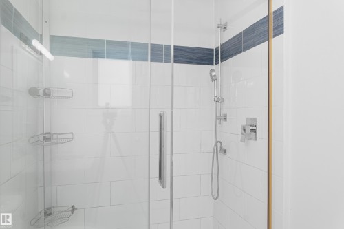 5407 60 Ave, Barrhead, AB - Indoor Photo Showing Bathroom