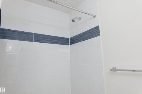 5407 60 Ave, Barrhead, AB - Indoor Photo Showing Bathroom