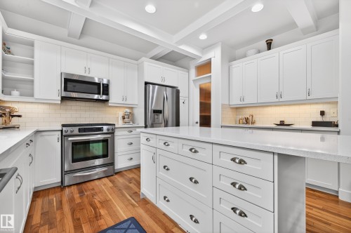 21147 48 Avenue, Edmonton, AB - Indoor Photo Showing Kitchen With Stainless Steel Kitchen With Upgraded Kitchen