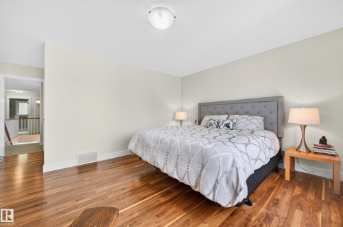 21147 48 Avenue, Edmonton, AB - Indoor Photo Showing Bedroom