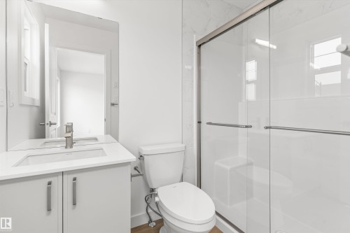 107 Sereno Lane, Fort Saskatchewan, AB - Indoor Photo Showing Bathroom