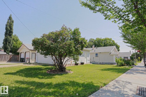 4921 54 Avenue, Stony Plain, AB - Outdoor