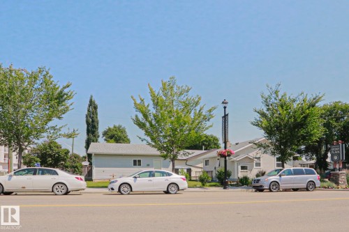 4921 54 Avenue, Stony Plain, AB - Outdoor