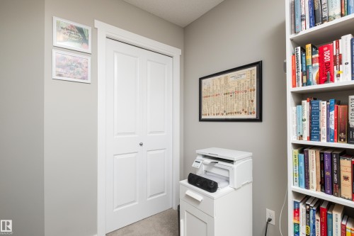 2627 Maple Way Nw, Edmonton, AB - Indoor