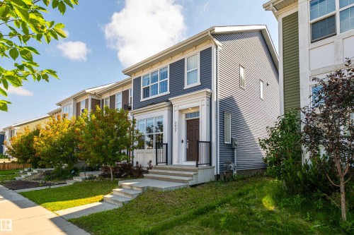 2627 Maple Way Nw, Edmonton, AB - Outdoor