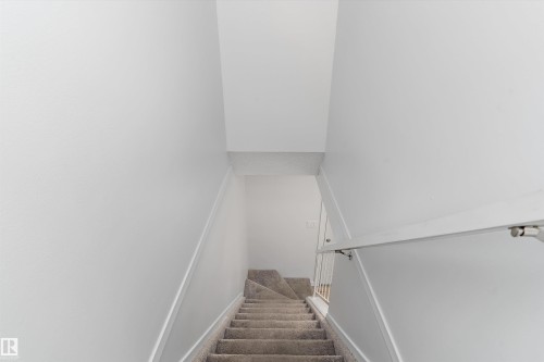 5 Mcleod Place Nw, Edmonton, AB - Indoor